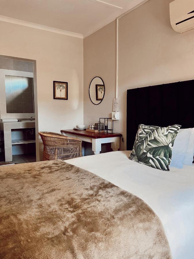 Coco Lodge Umtata Exterior photo